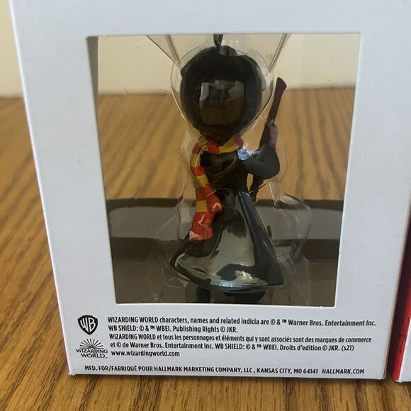 Hallmark Ornament Harry Potter with Quiddich Broom Wizarding World  Lot 2 - Picture 4 of 8